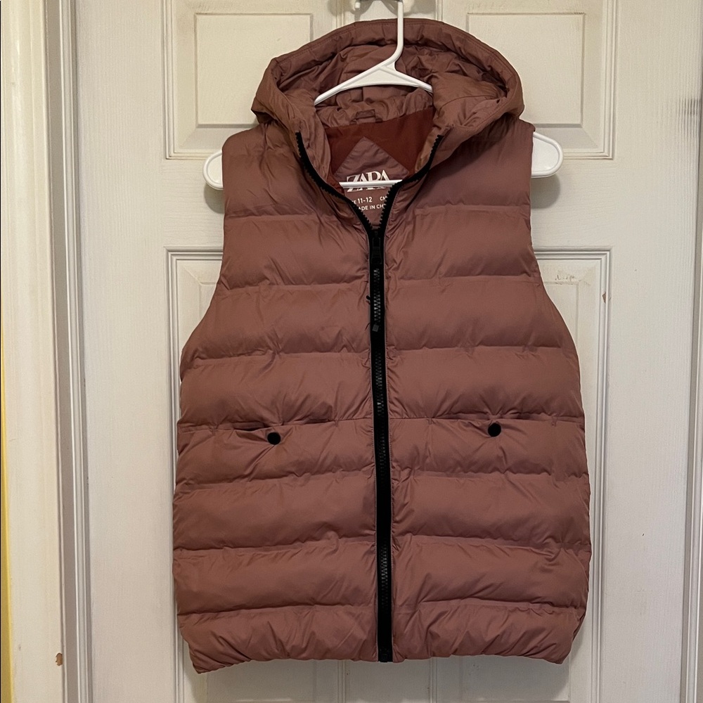 Zara Girl’s Hooded Quilted Puffer Vest Mauve Size 11/12
